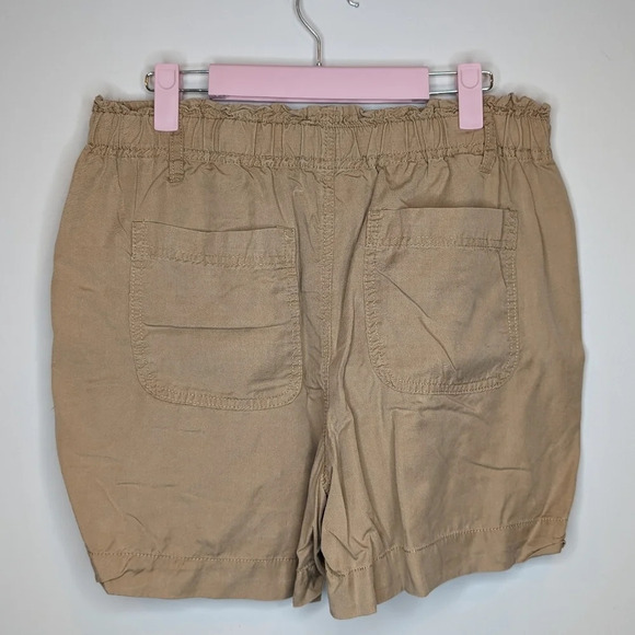 one5one Tan Brown Faux Button Front Shorts  with Pockets Women Small - Picture 2 of 8